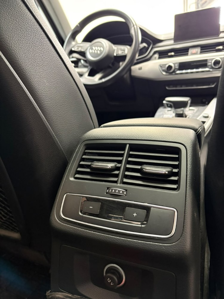Audi A4 2.0 TFSI  — foto 15