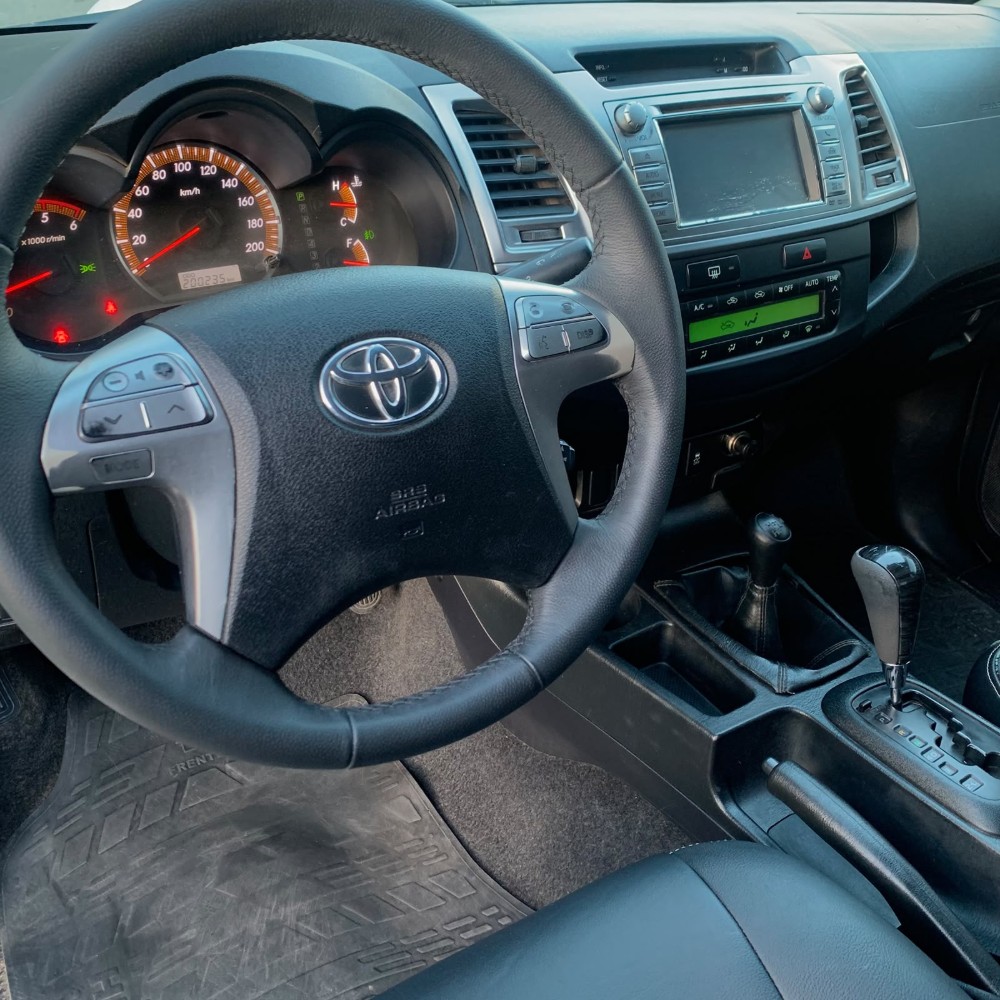 Toyota HILUX PICK - UP SRV 4X4 3.0 TDI AT — foto 9